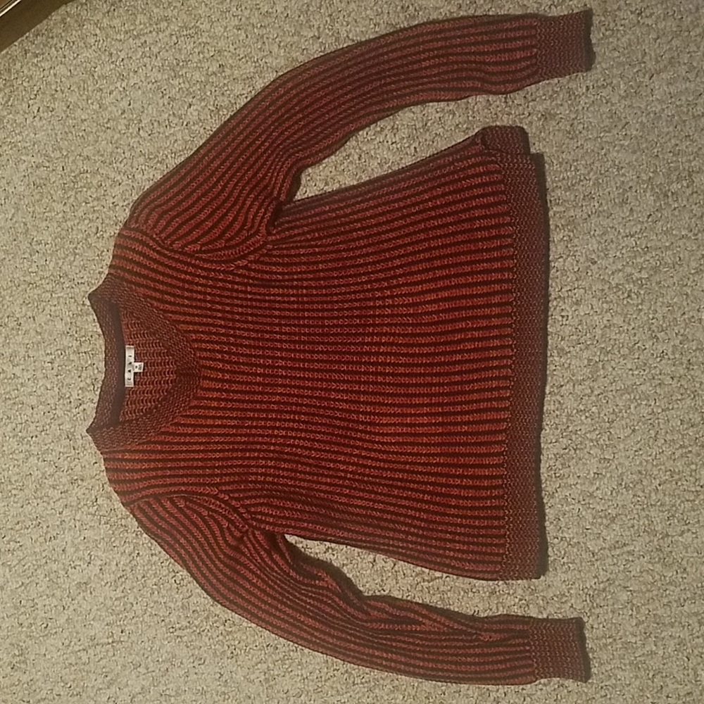 Cabi sweater sz medium